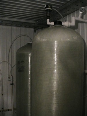Озонаторное оборудование для удаления из воды от железа и марганца. Колонна растворения озона и контактно-сепарационнач колонна